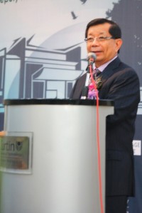 Dr Chan addressing the symposium participants
