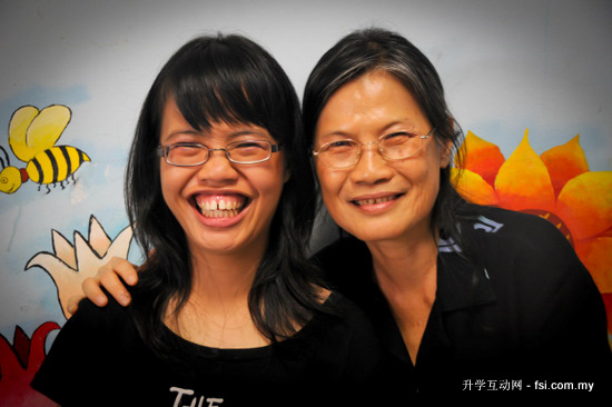 Pibakis Corporate Video: Video subjects Cory Chua (daughter) and Anna Wong (mother) during the Pibakis Corporate Video production.
