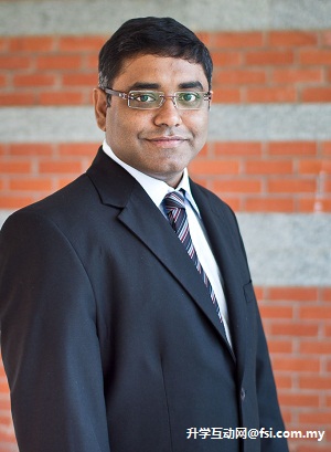 Award-winner Dr. Ujjal Kumar Ghosh.
