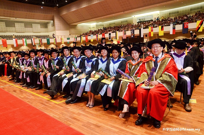 UTAR holds its 16th convocation