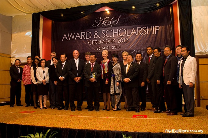 Award and scholarship recipients urged to take advantage of unexpected opportunities