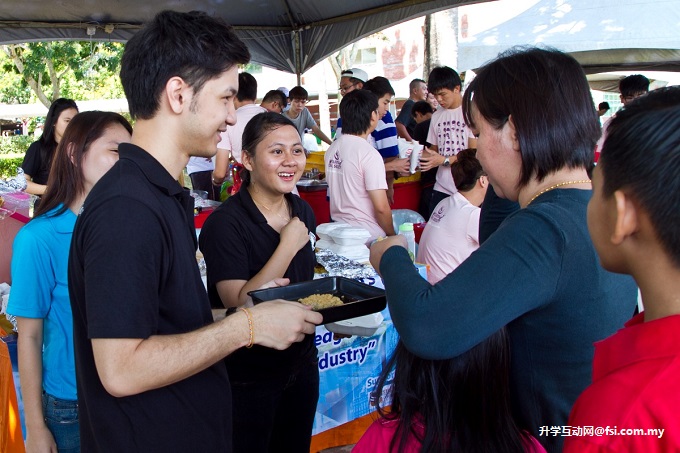 Curtin Sarawak Open Day sees an ever-increasing number of visitors