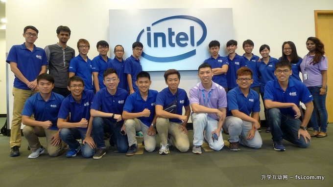 Group photo at Intel Technology.