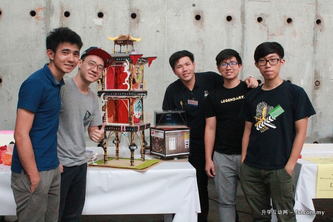 The INTI team who won the Best Architecture Award for their Chinese inspired design.