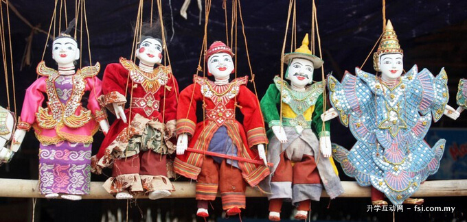 NAFA students came and studied on the art and traditions of Burmese marionettes. 