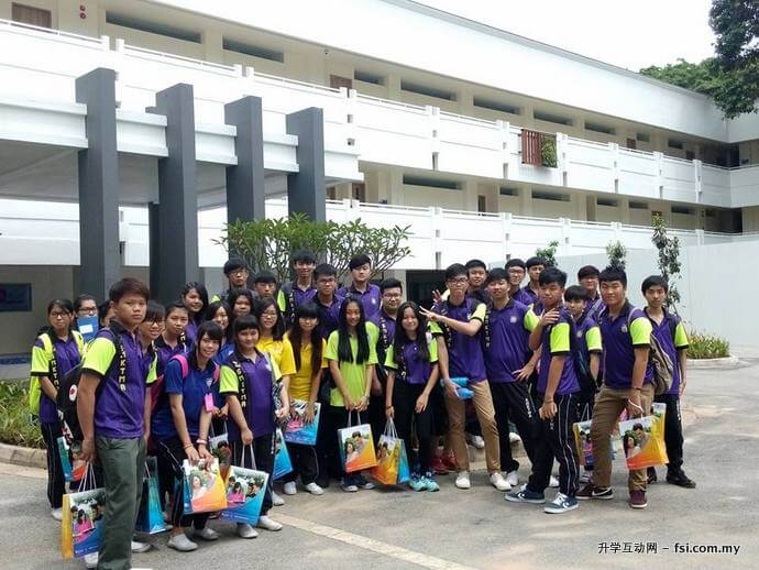 EDU DOTCOM定期率领学生参观团到本地和新加坡各校园，让学生深入体验校园环境和了解课程。