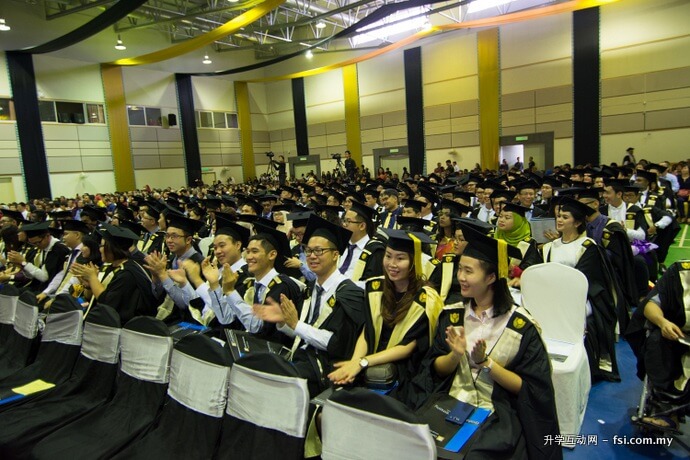 Faculty of Engineering and Science graduates.