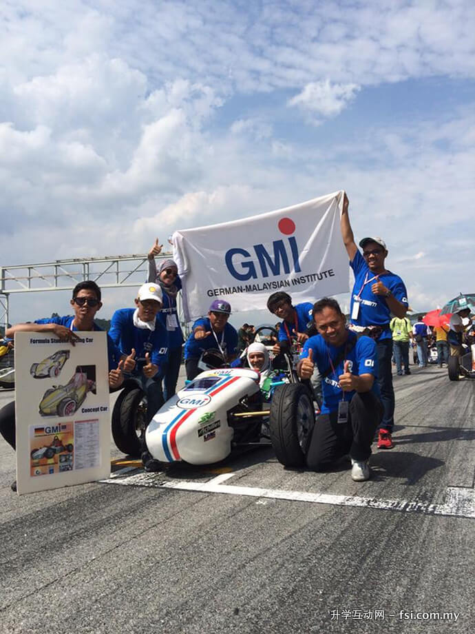 学生参加2014年MARA赛车大会（IPMA Race 2014）。