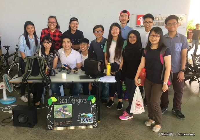 Team ‘Lawn Rangers’ with their winning project.