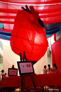 Gigantic handmade 'Heart' displayed in Reborn Exhibition